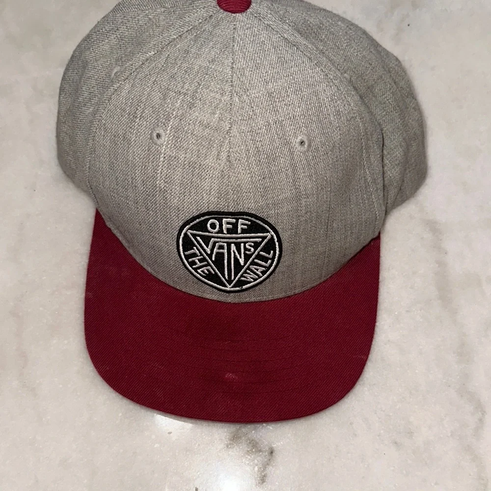 Vans Heather Gray and Deep‎ Red Cap